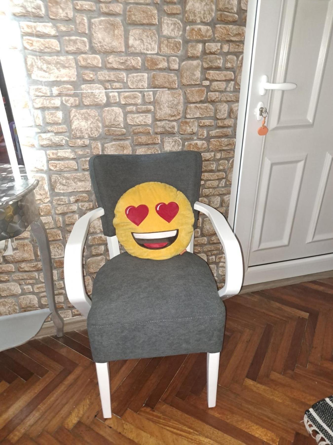 Apartman En Dusanovac Exteriör bild